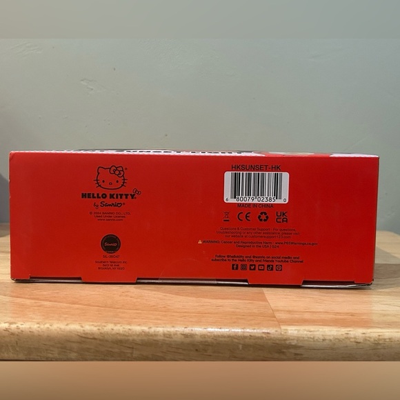 HELLO KITTY AND FRIENDS AMBIENT SUNSET LIGHT MADE BY SANRIO. BRAND NEW IN BOX. - Picture 2 of 7